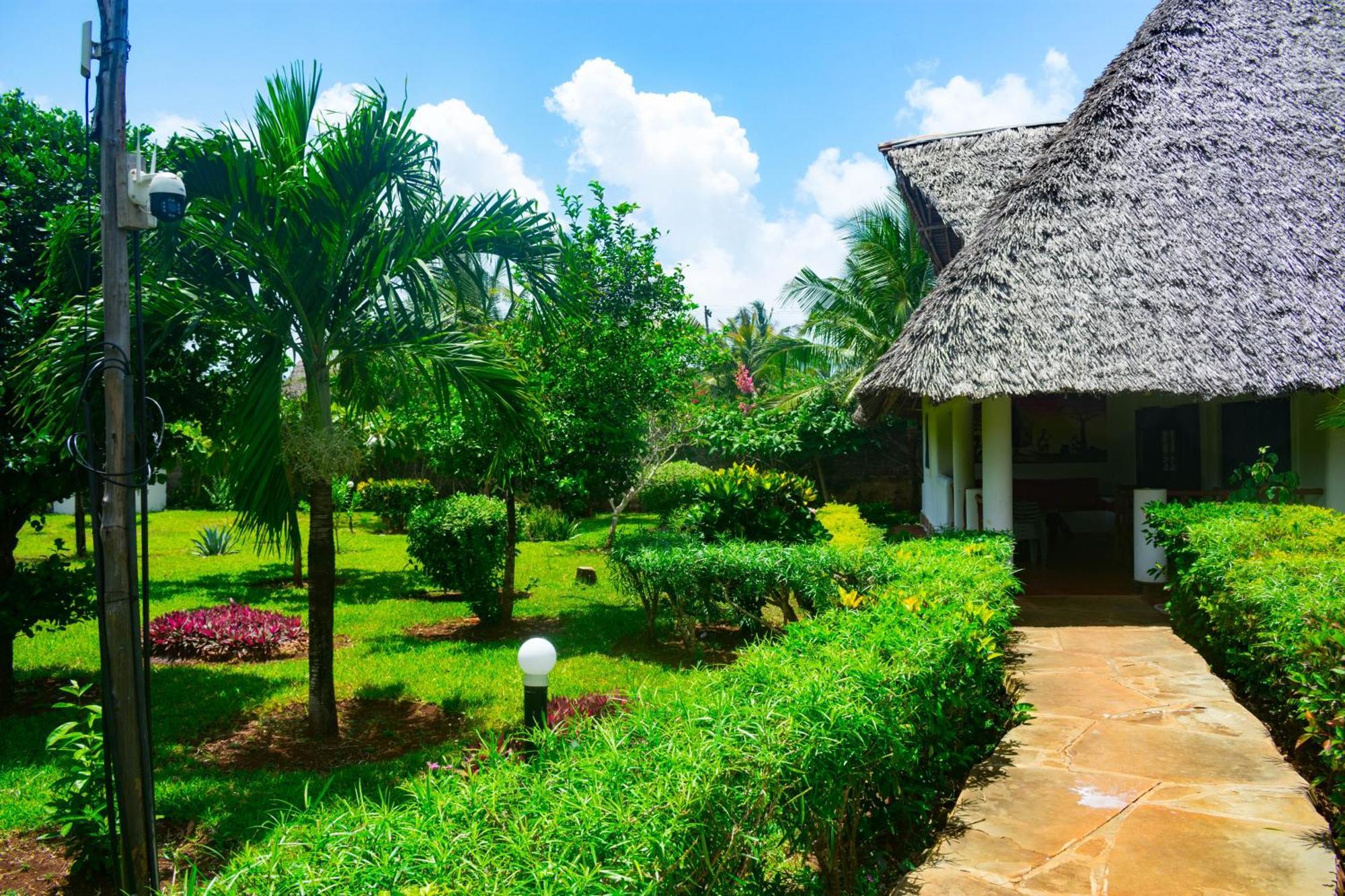 Villas Dora And Holly Diani Beach Kültér fotó